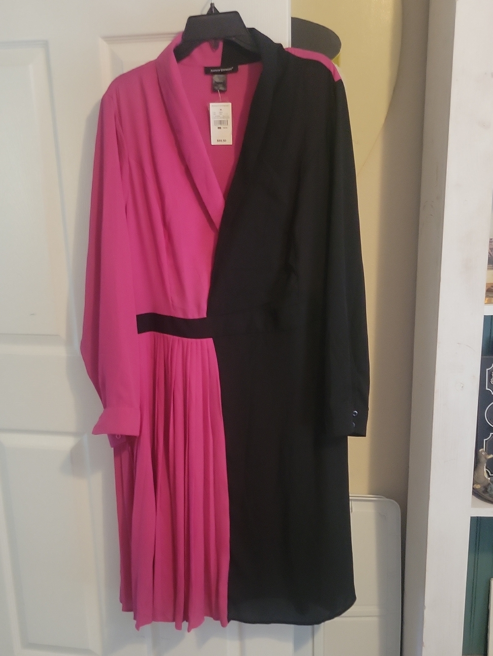 Ashley Stewart Sz18/20 Pink and Black Deep VNeck Colorblock Midi Wrap Dress